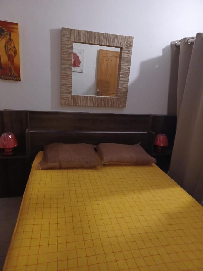 Charmant Bungalow Du Moule Villa เลอ มูเล่ ภายนอก รูปภาพ