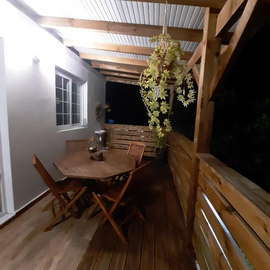 Charmant Bungalow Du Moule Villa เลอ มูเล่ ภายนอก รูปภาพ