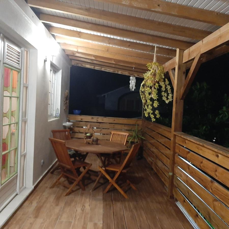 Charmant Bungalow Du Moule Villa เลอ มูเล่ ภายนอก รูปภาพ